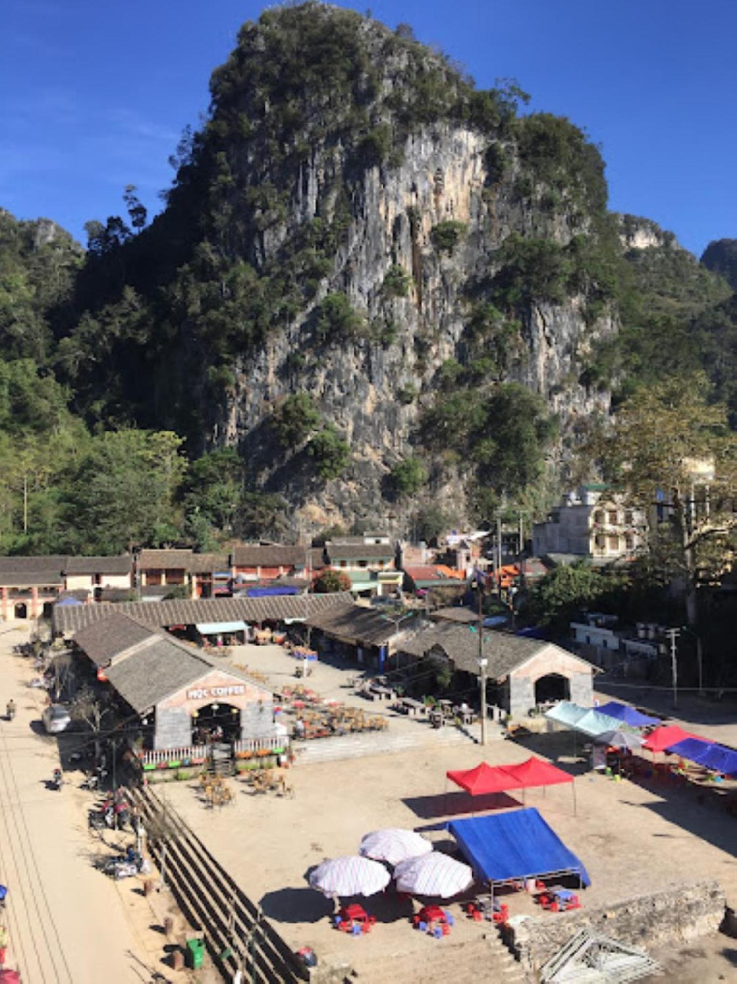 Thai Thinh Hotel Dồng Van Bagian luar foto