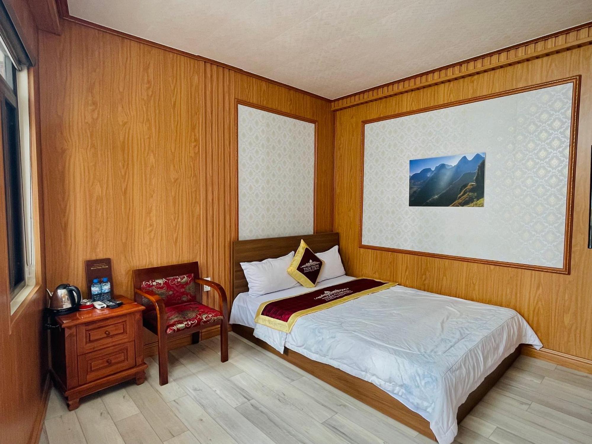 Thai Thinh Hotel Dồng Van Bagian luar foto
